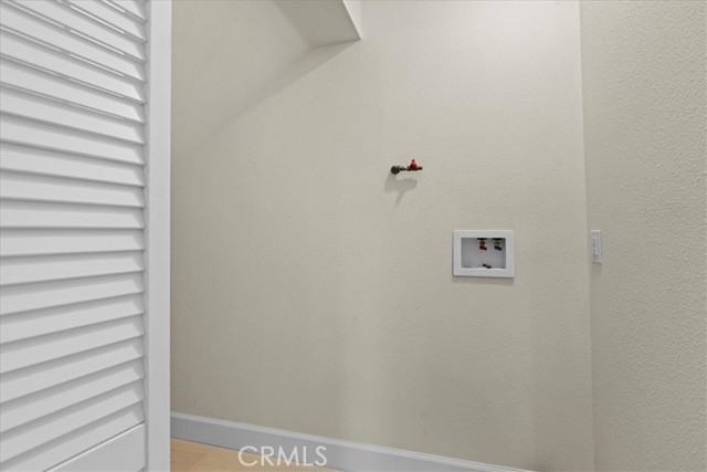 11927 Beatrice Street, Culver City CA: https://media.crmls.org/medias/019efd4d-8f36-4a46-96a3-41186a9ad647.jpg