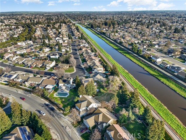 Detail Gallery Image 9 of 47 For 3510 Iron Canyon, Stockton,  CA 95209 - 5 Beds | 3 Baths