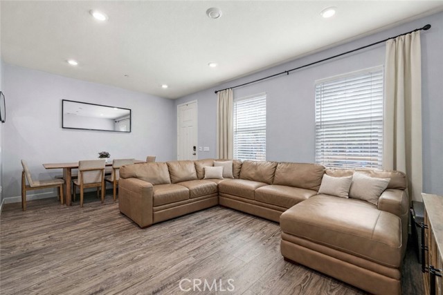 Detail Gallery Image 8 of 45 For 22838 Concord #80,  Saugus,  CA 91350 - 3 Beds | 2/1 Baths