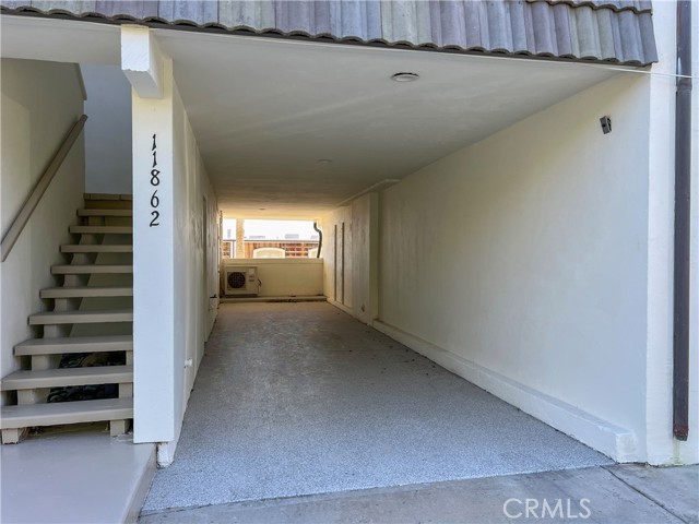 Detail Gallery Image 17 of 19 For 11862 Starfish Ln, Malibu,  CA 90265 - 2 Beds | 2 Baths