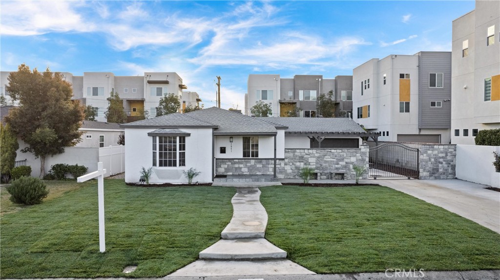 7041 Indiana Avenue, Buena Park, CA 90621