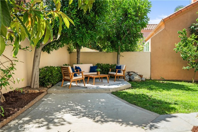 32 Belcanto, Irvine CA: https://media.crmls.org/medias/01a3e874-3b6a-4b94-b057-3cd301977a77.jpg