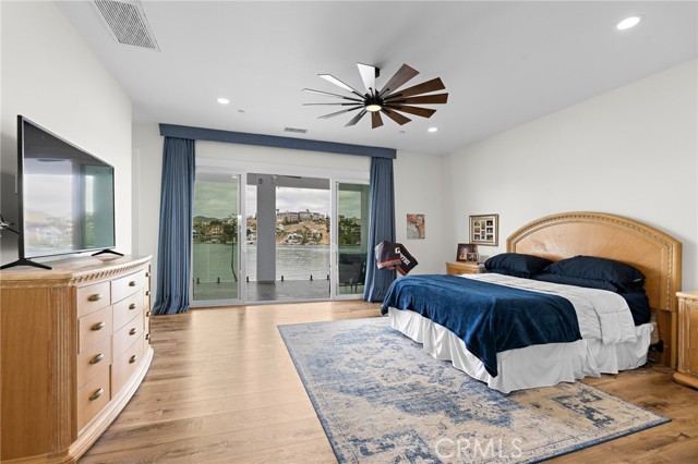 22400 Whirlaway Court, Canyon Lake CA: https://media.crmls.org/medias/01a40001-0a6d-4db6-a04c-683bd2de511e.jpg