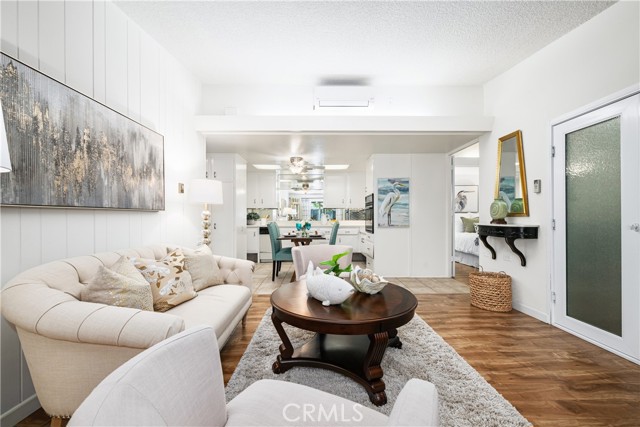 Detail Gallery Image 9 of 18 For 1351 Oakmont 148k,  Seal Beach,  CA 90740 - 2 Beds | 1 Baths