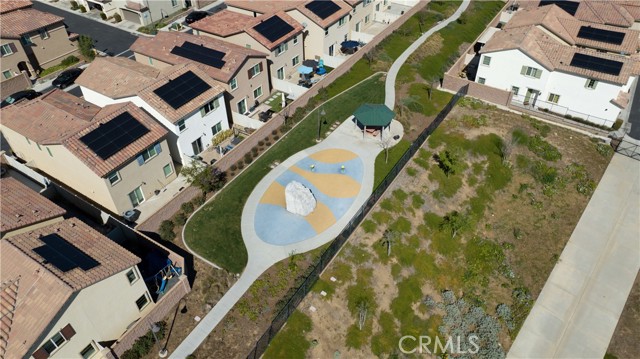 Detail Gallery Image 2 of 37 For 12844 Sovite, Moreno Valley,  CA 92555 - 4 Beds | 2/1 Baths