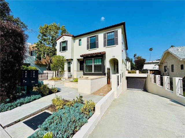 118 N Allen Ave, Pasadena CA: https://media.crmls.org/medias/01a57cdf-92a9-4e72-a5c3-9863842ae010.jpg
