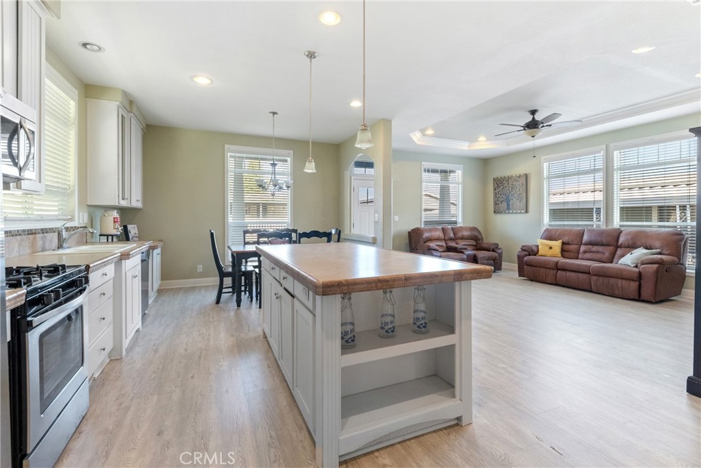 MLS #OC25275602 image #6