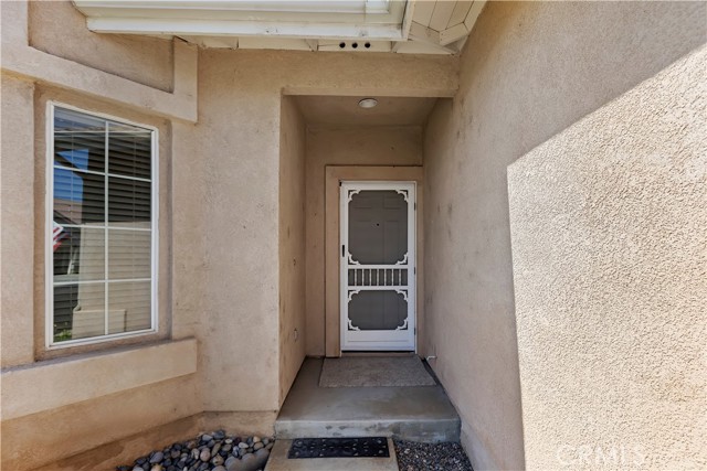 Detail Gallery Image 6 of 49 For 2664 Hazy Way, Banning,  CA 92220 - 3 Beds | 2 Baths