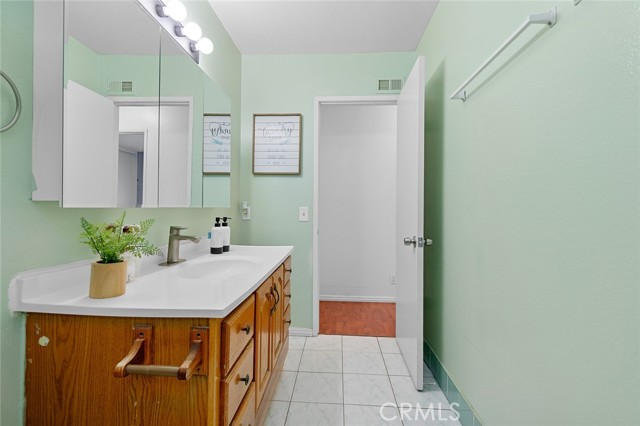 8515 Edgebrook Drive, Garden Grove CA: https://media.crmls.org/medias/01a66a2a-fbe3-47dd-b6d9-125b53065c90.jpg
