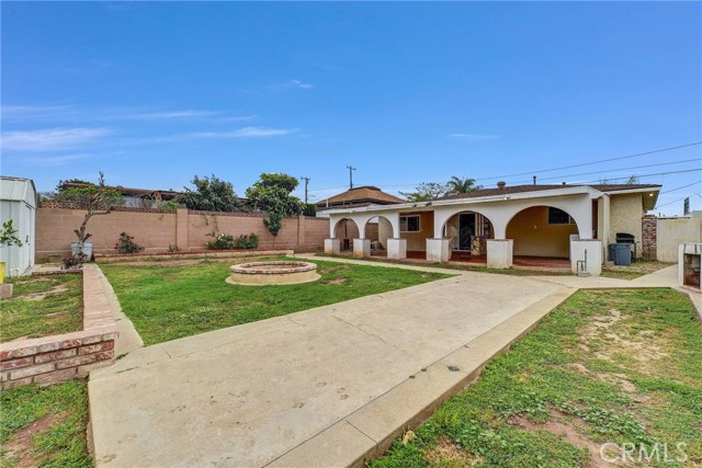 18531 E Pearl Avenue, Orange CA: https://media.crmls.org/medias/01a7a4d5-7a8d-4300-b151-1ca66a634c6c.jpg