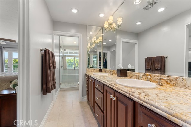 18672 Evergreen Avenue, Yorba Linda CA: https://media.crmls.org/medias/01a7c9c9-a7f4-41b6-ab24-5d7db83319a0.jpg