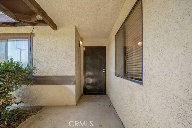7684 Oakwood Ave, Hesperia, CA 92345 photo 17
