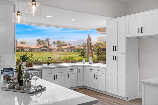Detail Gallery Image 2 of 30 For 11 Pine Valley Dr, Rancho Mirage,  CA 92270 - 3 Beds | 2 Baths
