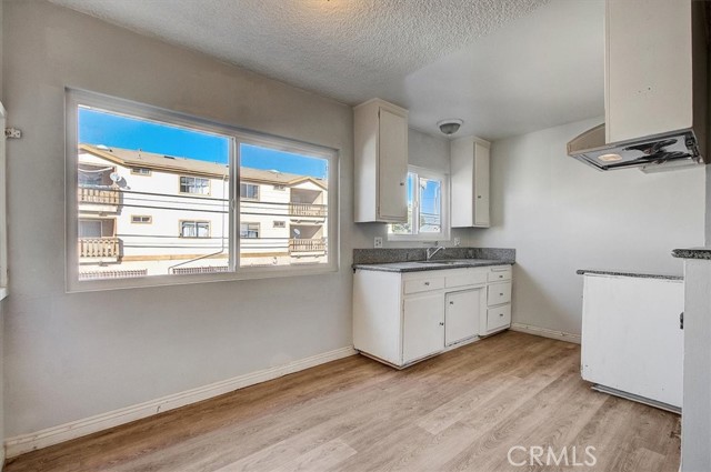 Detail Gallery Image 64 of 75 For 2122 E 10th St, Long Beach,  CA 90804 - – Beds | – Baths