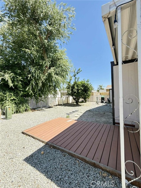 21100 State St, San Jacinto CA: https://media.crmls.org/medias/01a8bb10-a937-4955-ad84-f5b22b17d49a.jpg
