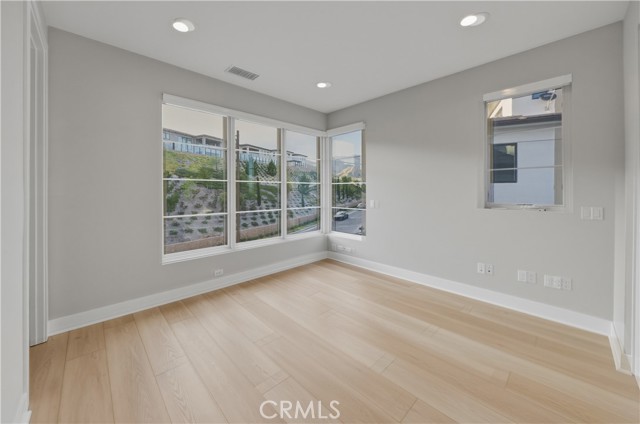 Image 26 of 42 For 11800 Hillsborough