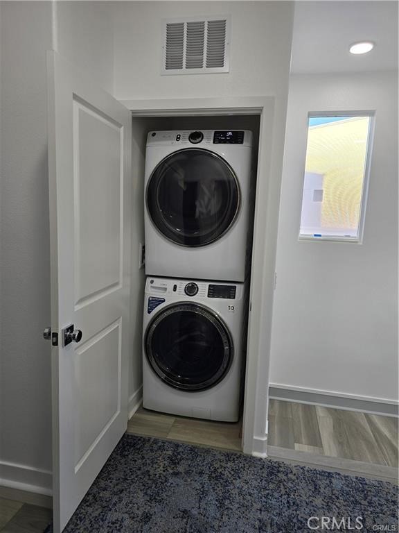 Detail Gallery Image 4 of 14 For 1651 W Lincoln Ave #105,  Anaheim,  CA 92801 - 3 Beds | 2/2 Baths