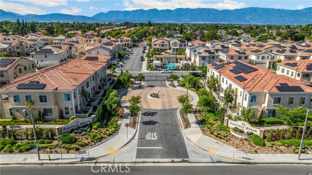 1095 W Buttercup Lane, Rialto CA: https://media.crmls.org/medias/01ac14cc-7933-4b0f-9527-51fd1dc4855e.jpg