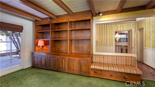 Detail Gallery Image 13 of 37 For 1804 N Heliotrope Dr, Santa Ana,  CA 92706 - 5 Beds | 4 Baths