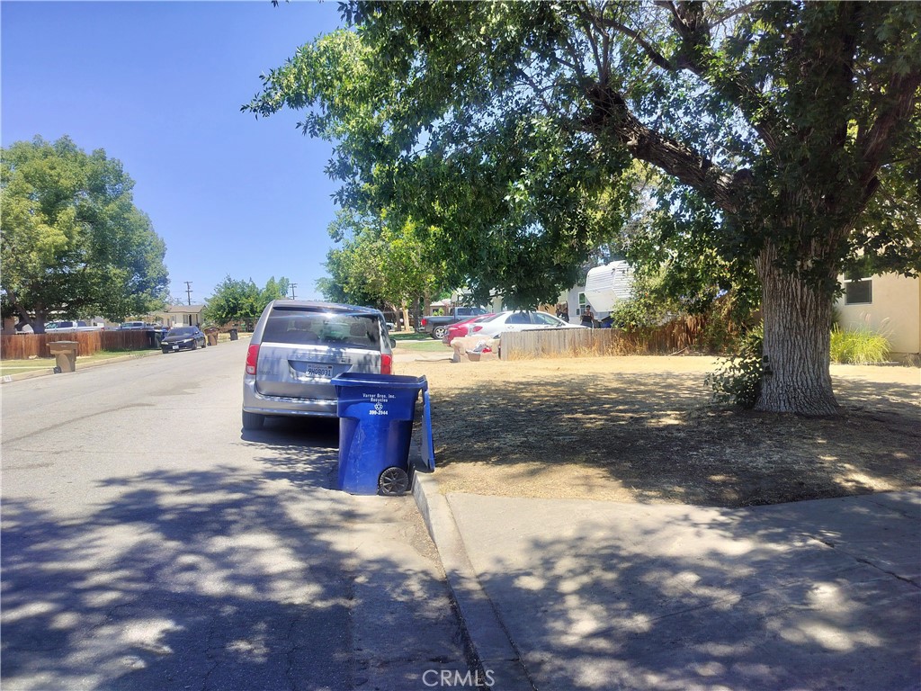 https://media.crmls.org/medias/01ae4a1e-49c7-4fbc-b816-7de69f90b3d8.jpg?preset=X-Large