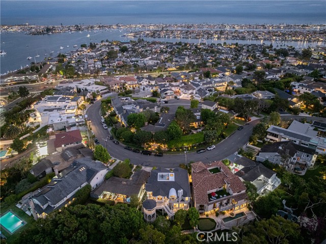 Detail Gallery Image 60 of 60 For 212 Kings Pl, Newport Beach,  CA 92663 - 4 Beds | 3/2 Baths