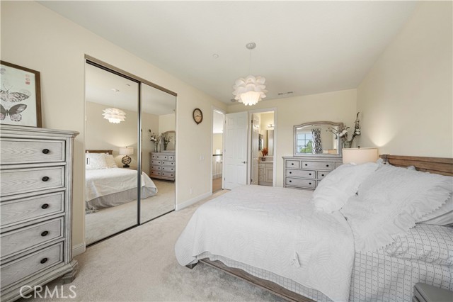 Image 44 of 75 For 1147 Sandra  