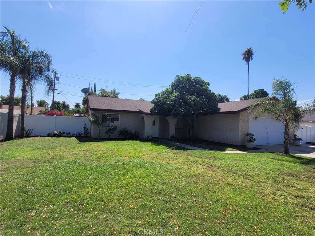 8614 Hoffman Avenue