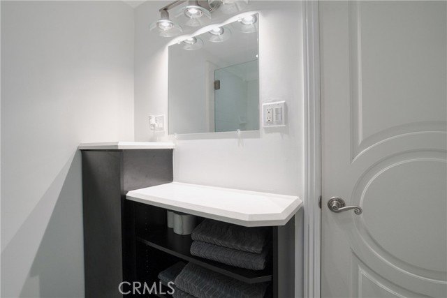 700 E Ocean Boulevard, Long Beach CA: https://media.crmls.org/medias/01b1ca6f-b5ce-4f6c-94a3-2cc49f11dd70.jpg