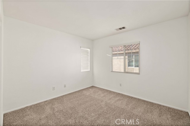43342 Harbor, Lancaster CA: https://media.crmls.org/medias/01b1d124-d9a5-4cbf-8d63-a49c5c5763cf.jpg