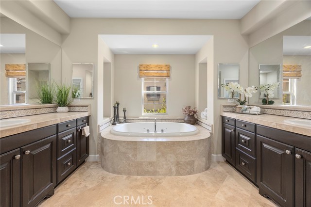 Detail Gallery Image 26 of 32 For 24 Tree Clover, Irvine,  CA 92618 - 3 Beds | 2/1 Baths