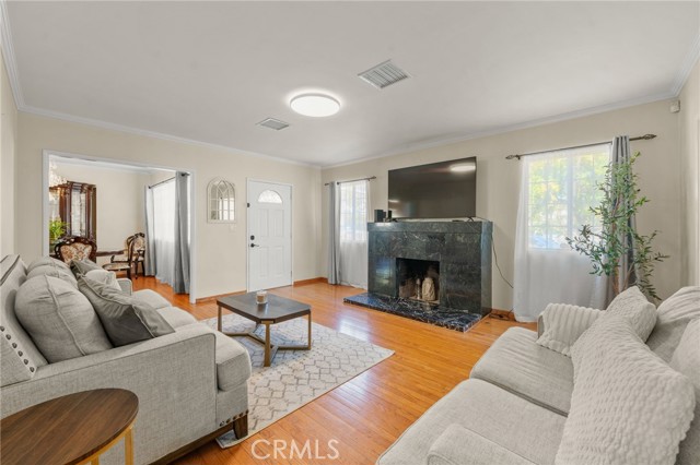 Detail Gallery Image 6 of 35 For 1263 Bresee Ave, Pasadena,  CA 91104 - 3 Beds | 2 Baths