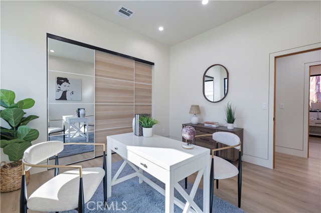 Detail Gallery Image 31 of 73 For 4026 Garden Ave, Los Angeles,  CA 90039 - 5 Beds | 4/2 Baths