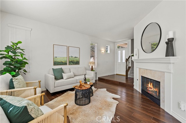 27139 Saddlepeak Trail, Valencia CA: https://media.crmls.org/medias/01b46039-bab8-4653-992c-fd0235ab7b82.jpg