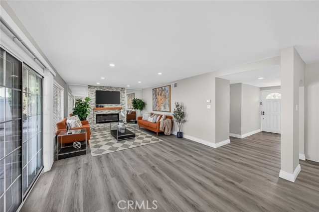 Detail Gallery Image 5 of 48 For 4751 Saint Andrews, Buena Park,  CA 90621 - 4 Beds | 3 Baths