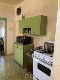 Detail Gallery Image 10 of 13 For 807 4th St, Needles,  CA 92363 - 1 Beds | 1 Baths