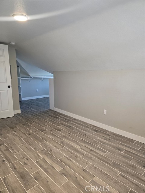 Image 12 of 20 For 136 Sheridan Street B