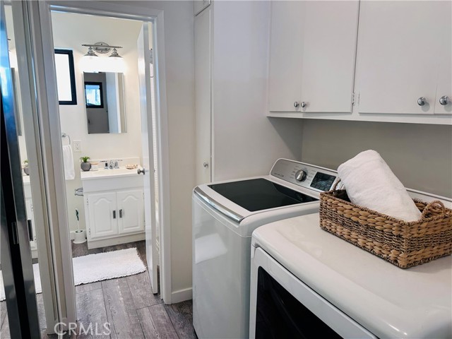 440 29th Street, Manhattan Beach CA: https://media.crmls.org/medias/01b65681-b0f7-4500-8974-eb6735eaf8e7.jpg