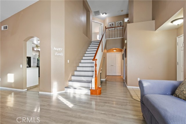 Detail Gallery Image 13 of 61 For 810 River Raft Ct, Modesto,  CA 95351 - 4 Beds | 3 Baths