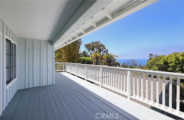 Detail Gallery Image 7 of 34 For 394 Moss St, Laguna Beach,  CA 92651 - 3 Beds | 2/1 Baths