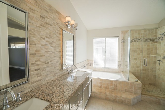 Detail Gallery Image 20 of 29 For 574 N Pageant Dr #E,  Orange,  CA 92869 - 3 Beds | 2/1 Baths