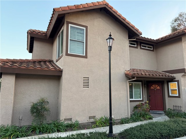 Front Image Thumbnail for CROC26021932