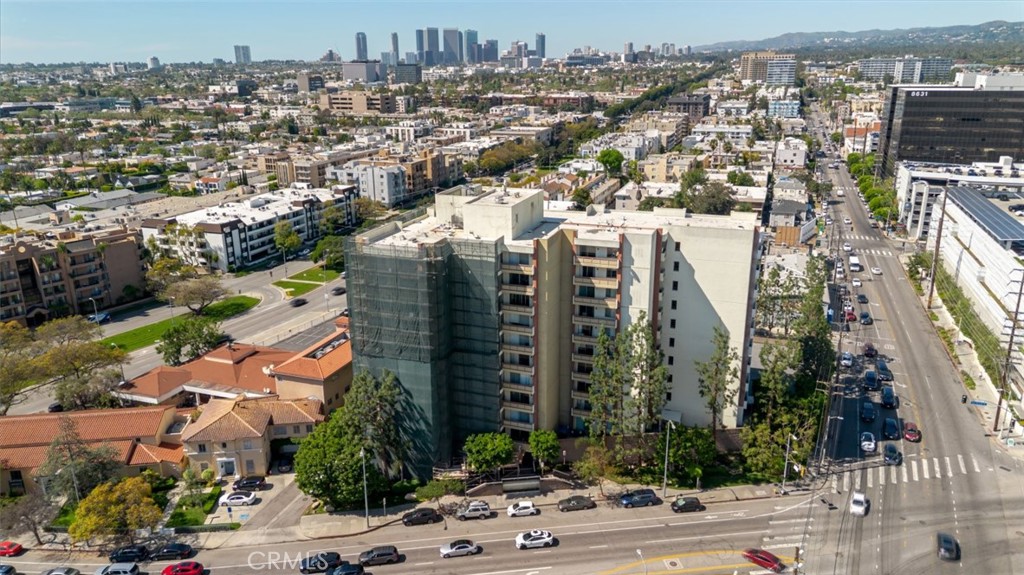 321 S San Vicente Boulevard #505