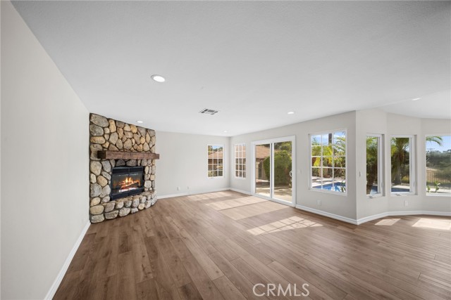 Detail Gallery Image 10 of 68 For 2456 Reche Rd, Fallbrook,  CA 92028 - 6 Beds | 3/1 Baths