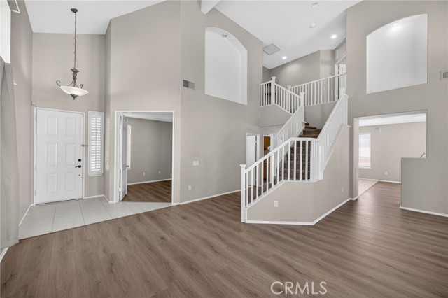 Detail Gallery Image 11 of 58 For 1937 Madera Cir, Corona,  CA 92879 - 4 Beds | 3 Baths