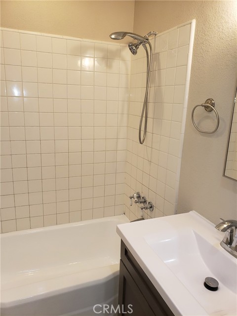 Detail Gallery Image 14 of 15 For 10213 Laurel Canyon Bld, Pacoima,  CA 91331 - 4 Beds | 2 Baths