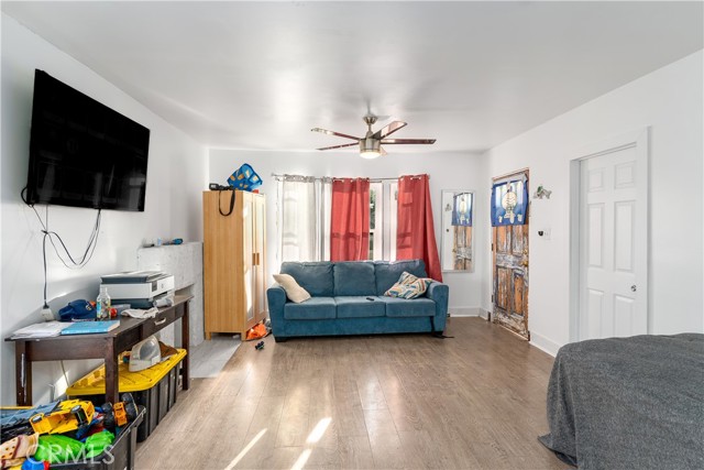 Detail Gallery Image 22 of 22 For 3367 Holding, Riverside,  CA 92501 - 2 Beds | 2 Baths