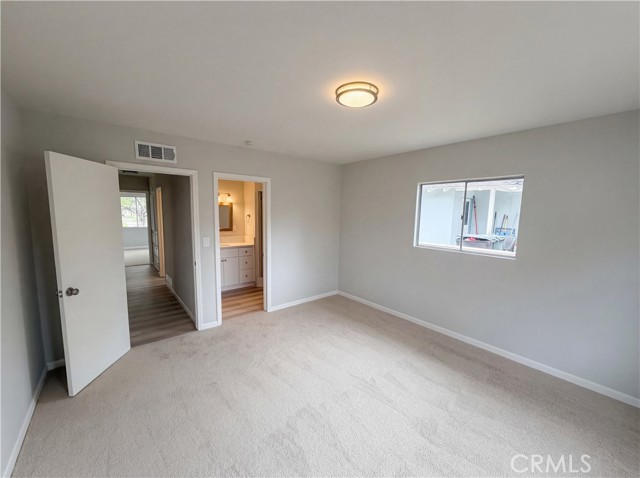 Detail Gallery Image 4 of 27 For 5654 Tower Rd, Riverside,  CA 92506 - 3 Beds | 2 Baths