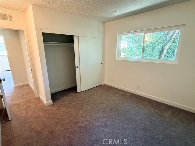 Detail Gallery Image 11 of 23 For 11153 Amigo Ave, Porter Ranch,  CA 91326 - 4 Beds | 2 Baths