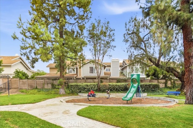 Detail Gallery Image 42 of 48 For 909 Lotus Cir, San Dimas,  CA 91773 - 2 Beds | 2 Baths