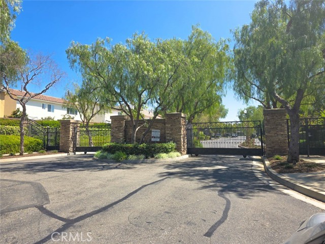 Detail Gallery Image 39 of 39 For 32 Hillsdale, Irvine,  CA 92602 - 4 Beds | 2/1 Baths